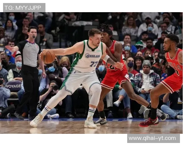 勇士与独行侠激战正酣NBA赛场精彩瞬间回顾与分析 勇士与独行侠激战正酣NBA赛场精彩瞬间回顾与分析